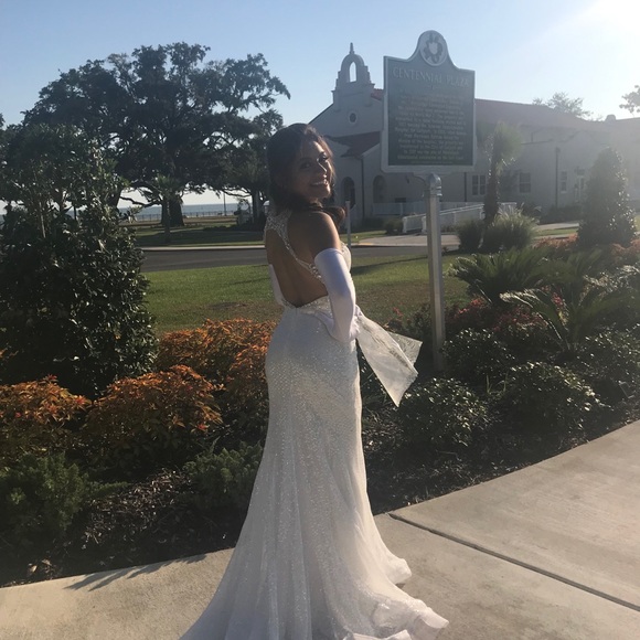 Dress - Picture 2 of 4